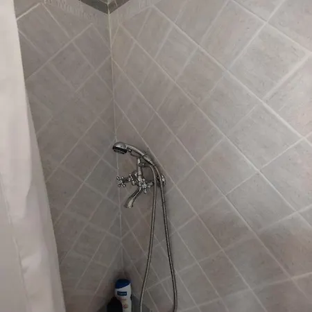 βουνό και θάλασσα Apartment Lagia