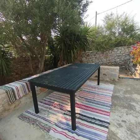 βουνό και θάλασσα Lagia